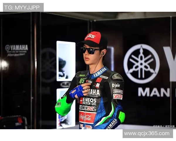 足球明星推荐王一博展现多才多艺的魅力与热爱足球的激情